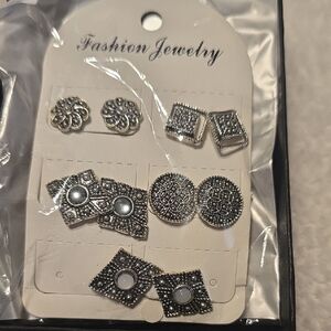 Fashion Jewelry Silver Earring Collection